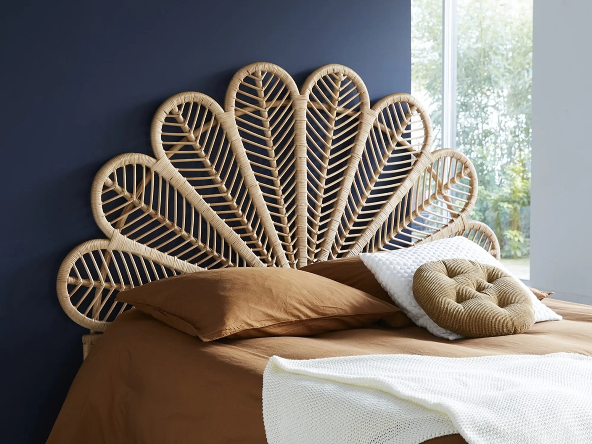 tete de lit boho rotin chambre